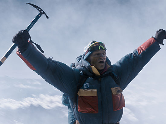 Старейший киносмотр откроет фильм о нашем альпинисте Анатолии Букрееве