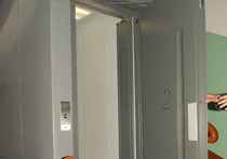 В Москве зафиксирован бум краж зеркал из лифтов