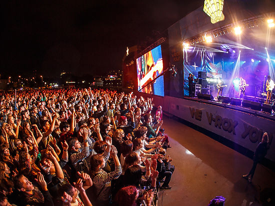 V-ROX стал первым шоукейс-фестивалем в России