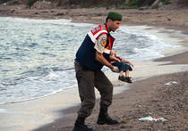 Кризис с мигрантами: какой волной выбросило на турецкий берег двухлетнего Айлана