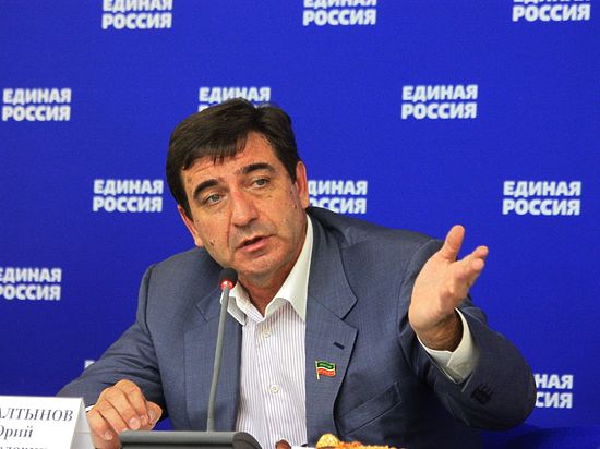 Шеф предвыборного штаба «единороссов» в РТ спрогнозировал, на что могут рассчитывать кандидаты в президенты от СР, КПРФ и ЛДПР