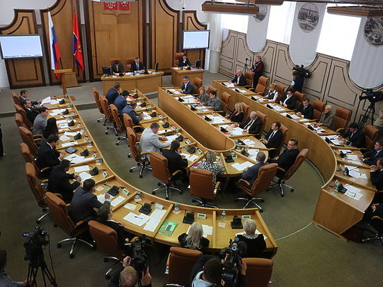 Решения городского Совета Красноярска заблокированы до избрания председателя