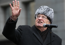 Жириновский потребовал убрать «фашистов и убийц» из гимна России