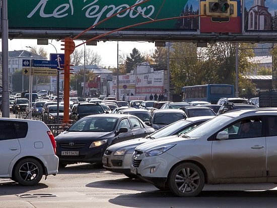 Кузбасских водителей научат проезжать перекрёстки 