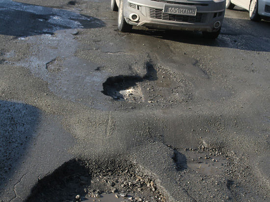 На ремонт и реконструкцию улично-дорожной сети Челябинска в этом году потрачено 2,5 миллиарда