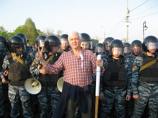 Против оппозиционера Юрия Богомолова возбуждено уголовное дело за негативное высказывание о судьях в соцсетях