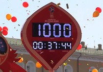 Часы, отсчитывающие время до чемпионата мира, сломали любители селфи
