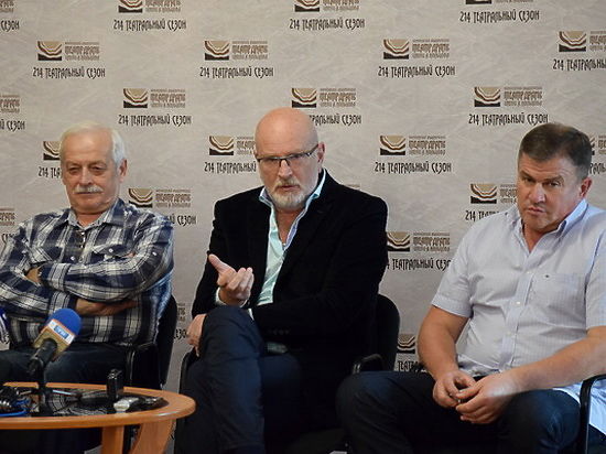 На сцене появятся спектакли по произведениям Гоголя, Чехова и Шекспира