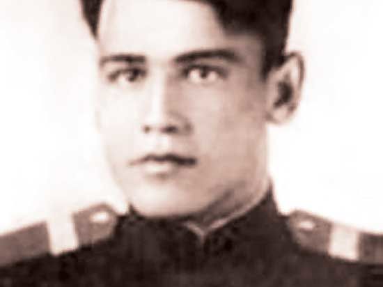 На 23 года имя военного летчика Григория Асеева затерялось в наименовании школы №65