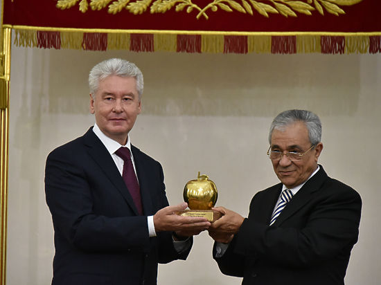 Москва впервые получила туристический «Оскар» — премию «Золотое яблоко»
