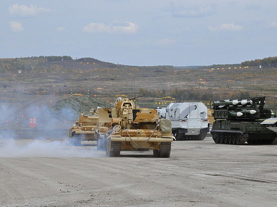 На поле танки грохотали. Рассказываем, какой российской военной техники боятся во всем мире