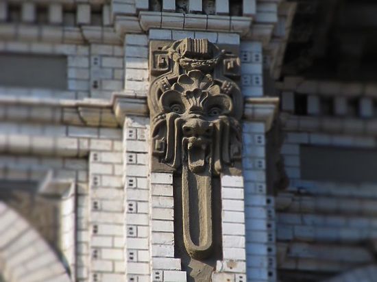Историческая недвижимость в центре Владивостока оказалась в клешнях «крабового короля»