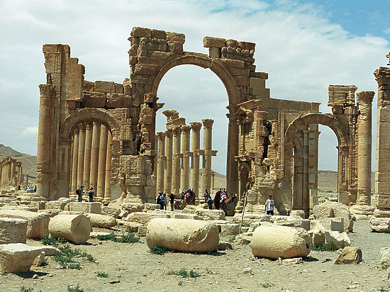 Исламисты подорвали один из главных памятников «Жемчужины пустыни»