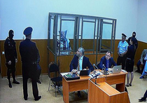 В суде над Савченко разыгрался детектив со свидетелем в парике