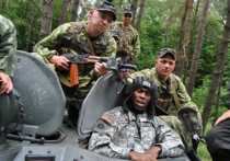 Пентагону разрешили оказать военную помощь Украине
