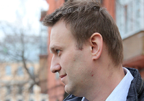 Навальный может сесть в тюрьму за побег от пристава 