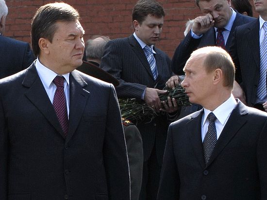 Эксперты спорят о том, чьими марионетками являются руководители Украины: России или США