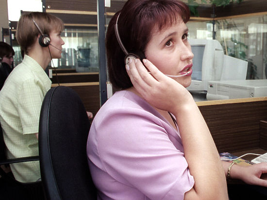 В случае появления в голосе тревожных ноток начальник переключит звонок на себя