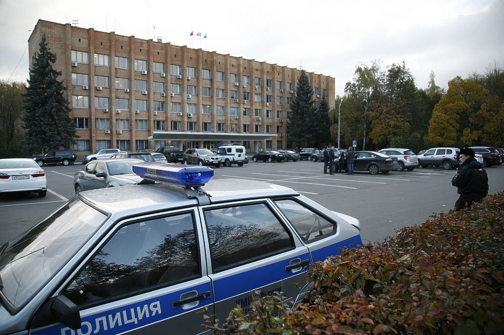 Место расстрела чиновников в Красногорске: город полон милиции   