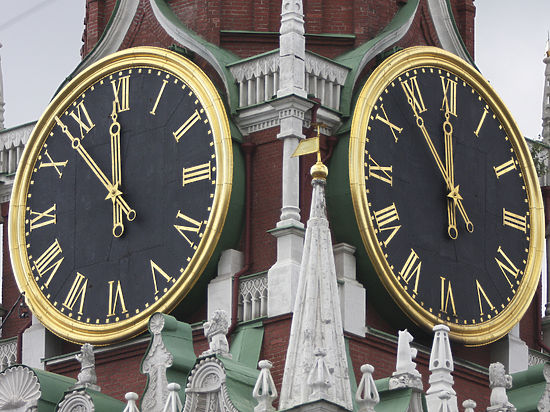 Законопроект также предполагает появление в РФ ещё одной часовой зоны