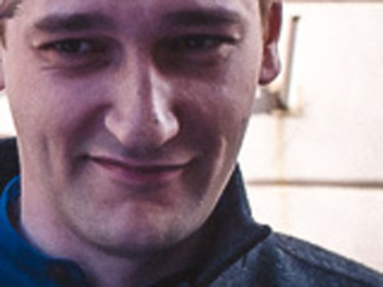 Они предполагают только одно свидание в год и запрет на телефонные звонки