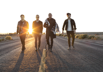 Fall Out Boy покажут в Москве новый альбом