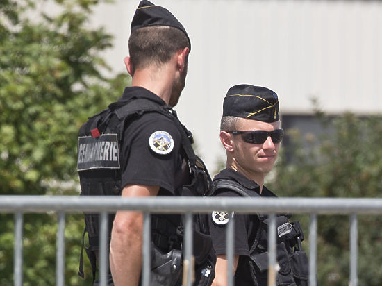 На дороге столкнулись автобус и грузовик