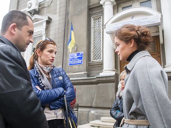 Помощницу Саакашвили удалили из помещения, так как она "мешала избирательному процессу"