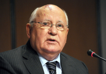 Горбачев обсудил с послом США отношения Москвы и Вашингтона
