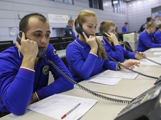 На «горячую линию» МЧС России поступило более 8000 звонков