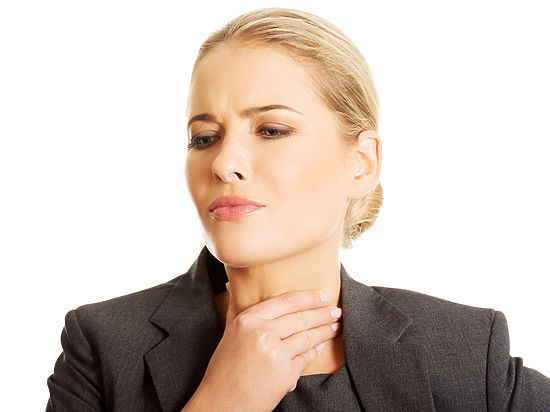 Болит горло: чем лечить