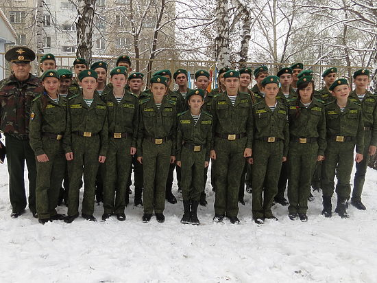 К защите российских границ готовят 26 человек