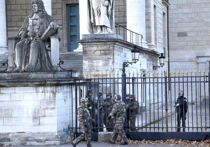 У террористов, устроивших ночную атаку на Париж, скорее всего были сообщники в силовых структурах Франции