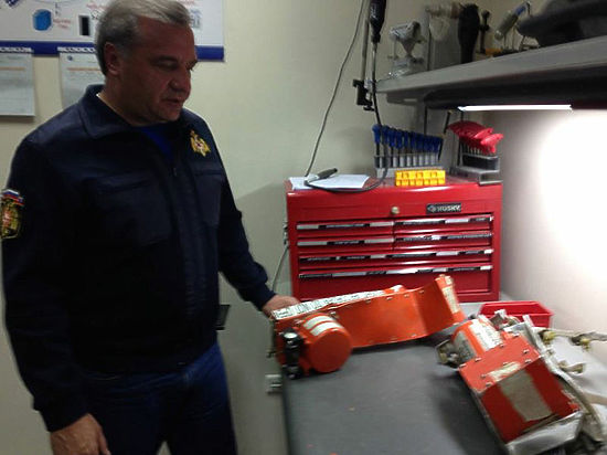Террористы могли спрятать бомбу в багажном отсеке российского самолета, потерпевшего крушение над Синаем