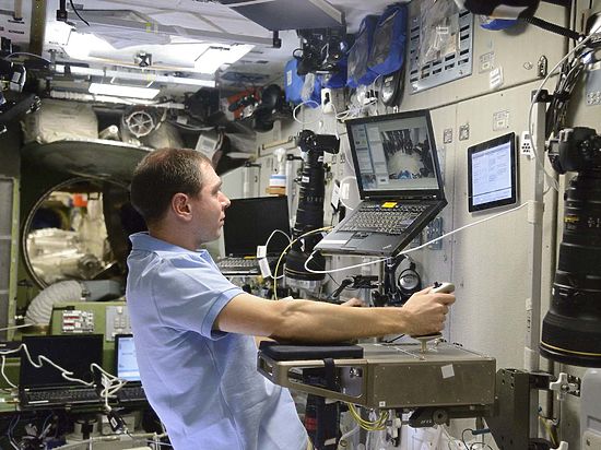 На Международной космической станции проведен эксперимент по телеуправлению напланетным роботом
