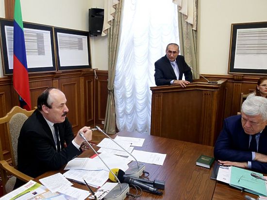 20 ноября, под руководством Рамазана Абдулатипова состоялось заседание Антитеррористической комиссии в РД