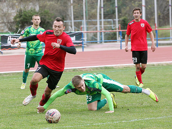 Завершен 14-й тур чемпионата Премьер-лиги Крымского футбольного союза