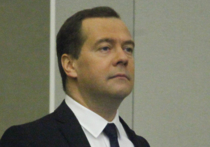 Премьер-министр РФ Дмитрий Медведев, общаясь с гражданами в рамках приемного дня «Единой России», поделился своими взглядами на туристический бизнес и сообщил, что навязывать людям какие-либо туристические направления нельзя, сообщает РИА «Новости»