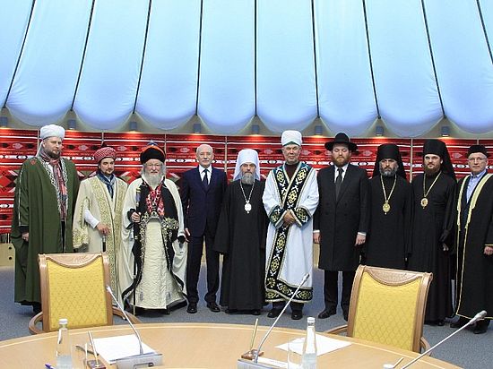 Глава региона поблагодарил религиозных лидеров за принципиальность и мужество