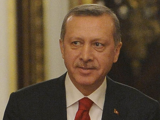 Турецкий лидер надеется, что высшие силы помогут преодолеть трудности