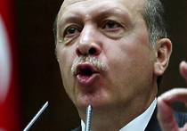 В ответ на обвинения России в скупке контрабандной нефти у запрещенного в нашей стране «Исламского государства», президент Турции Реджеп Эрдоган заявил, что не он торгует с ИГИЛ, а, напротив, Москва