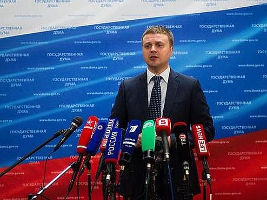 И тем не менее депутат Алексей Диденко не исключил  своего участия и в них 