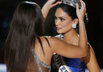 Колумбийские адвокаты из фирмы De la Espriella Lawyers Enterprise заявили о намерении подать иск к организаторам конкурса «Мисс Вселенная», перепутавшим победительниц и поначалу вручившим корону не той девушке, сообщает РИА «Новости»