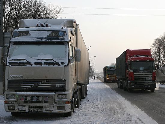 Откуда может исходить оппозиция «Платону»?