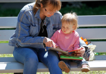 Ученые университета Вашингтона в Сент-Луисе выяснили идеальный возраст ребенка, когда родители могут начинать его обучение чтению