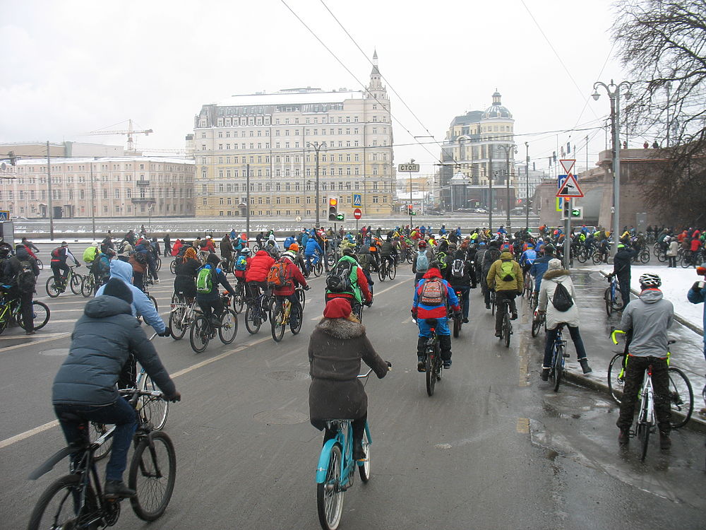 В Москве состоялся «Первый зимний Московский Велопарад»