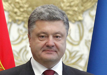 На своей первой в новом году пресс-конференции президент Петр Порошенко признал, что координирует действия организаторов блокады Крыма