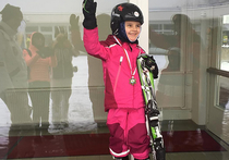 Кристина Орбакайте поставила свою младшую дочь Клавдию на горные лыжи