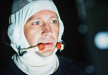 Компания Тимура Бекмамбетова работает над фильмом «Время первых» о космонавте Алексее Леонове, который первым вышел в открытый космос