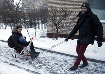Снегопад заставил москвичей почувствовать себя настоящими покорителями севера